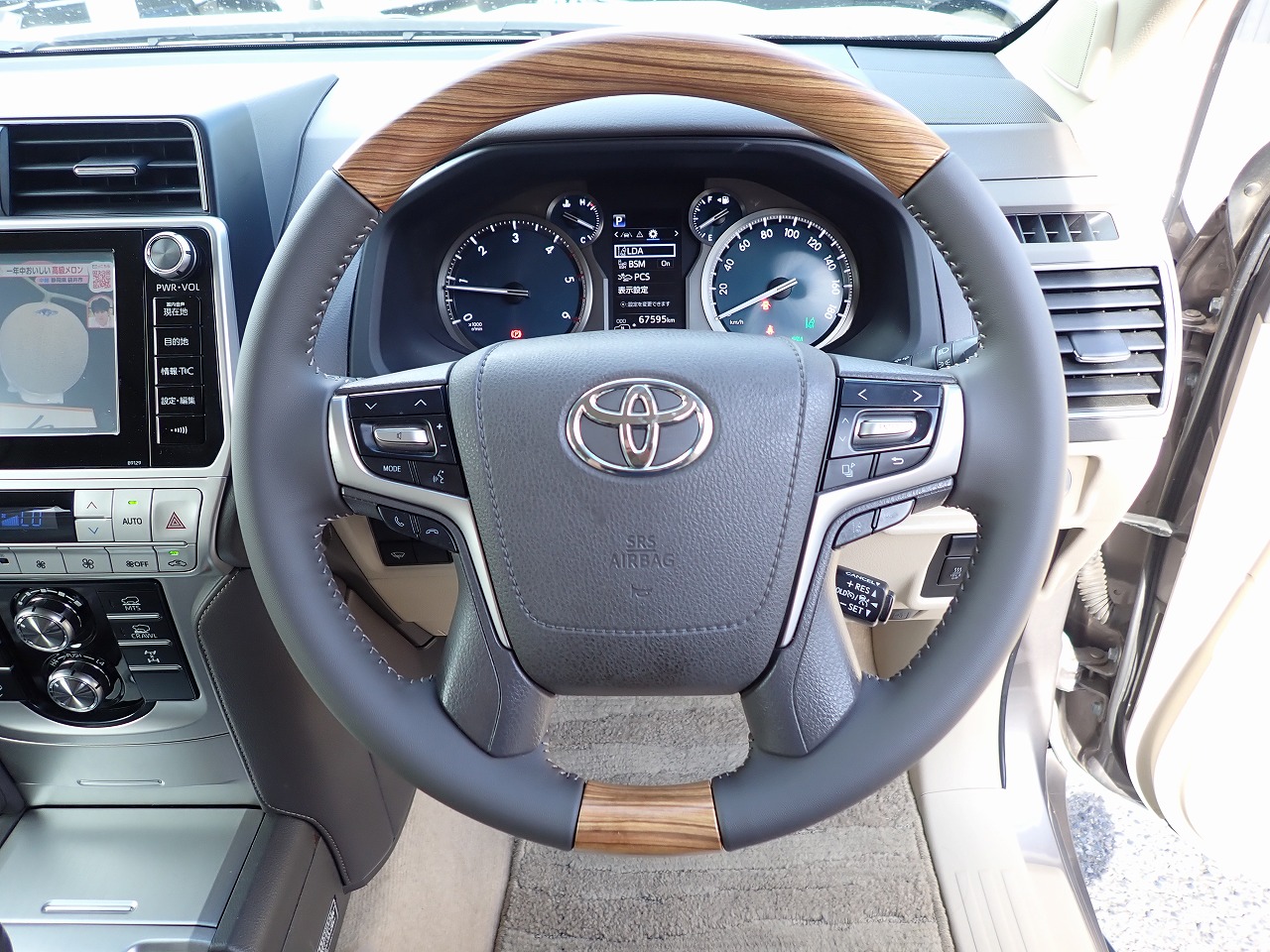 TOYOTA Land Cruiser Prado