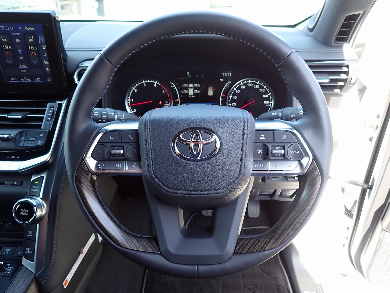 TOYOTA Land Cruiser