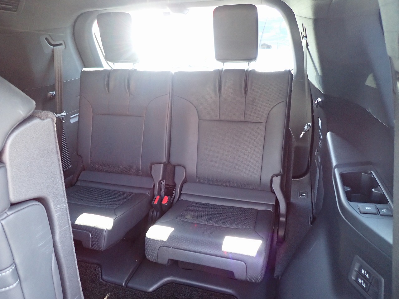 LEXUS LX 600