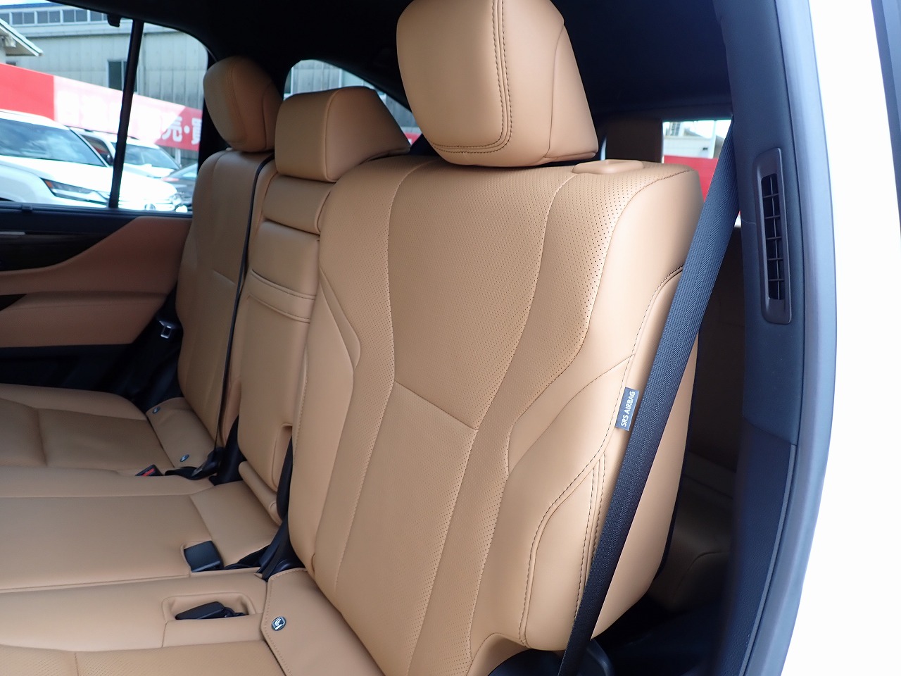 LEXUS LX 600