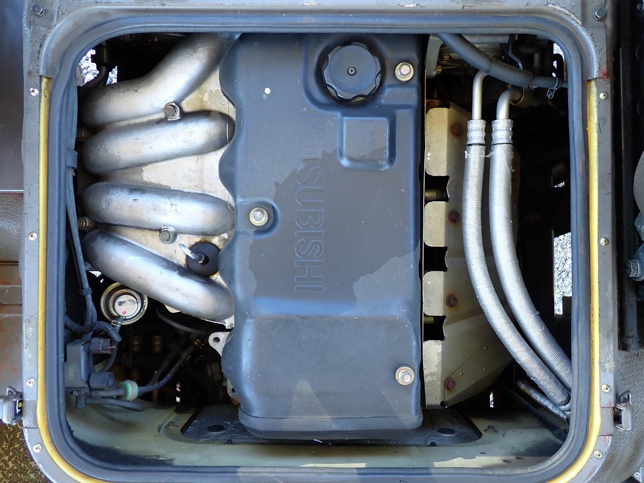 MITSUBISHI Rosa