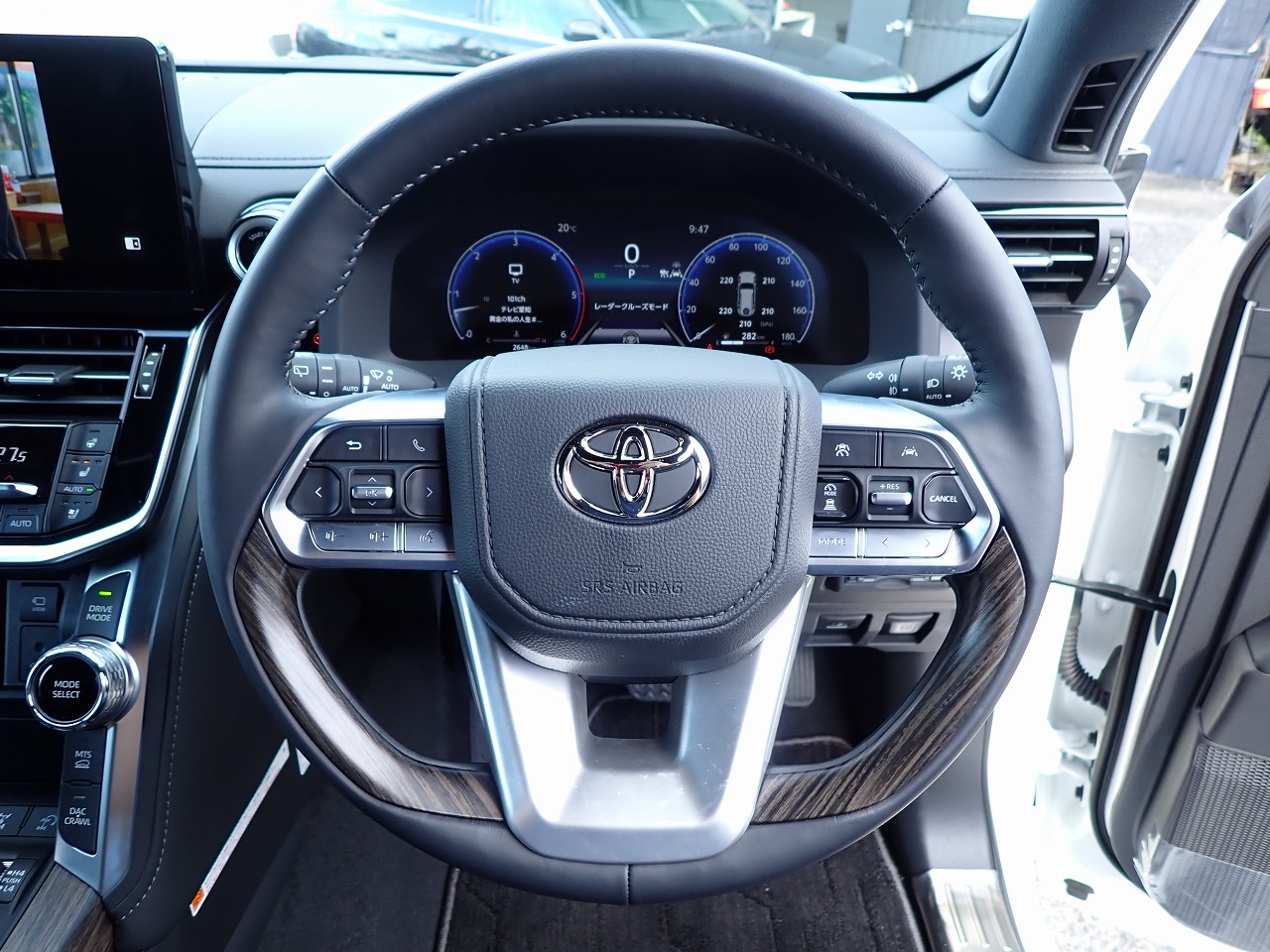 TOYOTA Land Cruiser