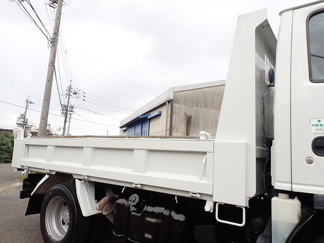 ISUZU Elf Truck