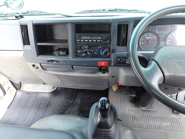 ISUZU Elf Truck