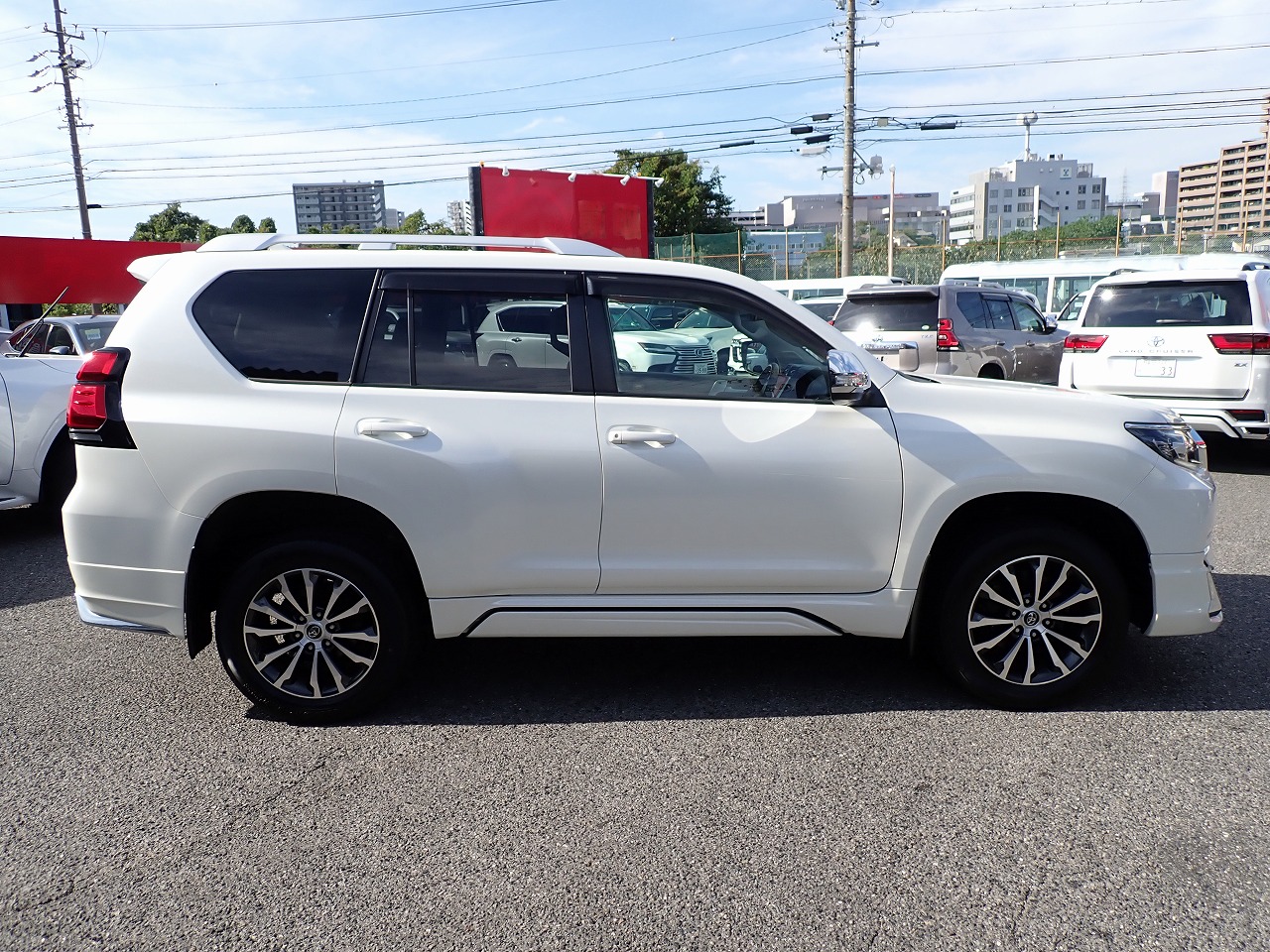 TOYOTA Land Cruiser Prado