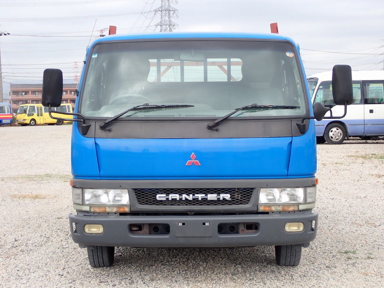 MITSUBISHI Canter