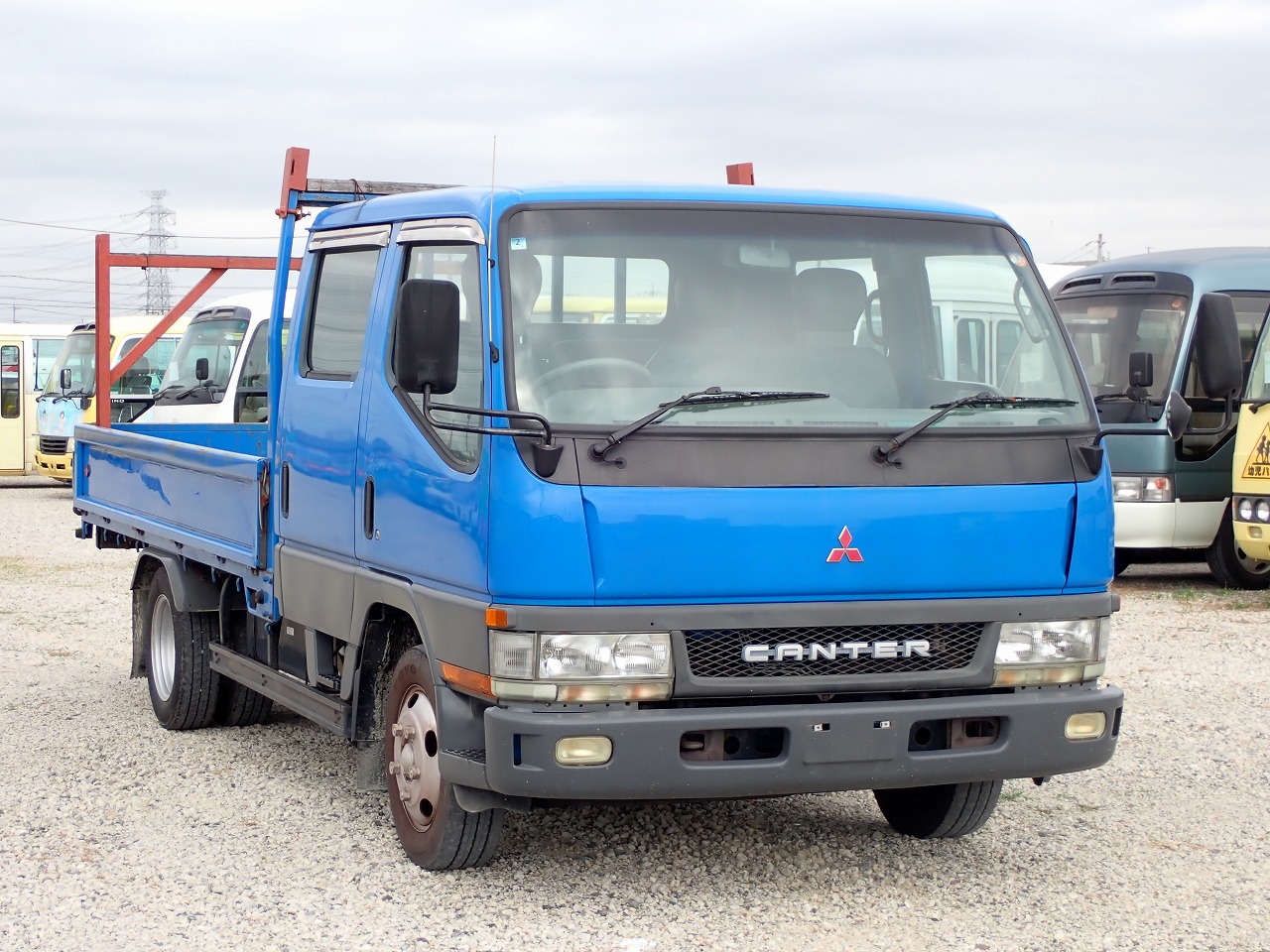 MITSUBISHI Canter