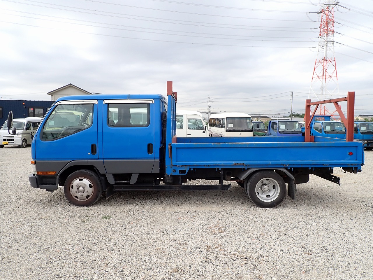 MITSUBISHI Canter