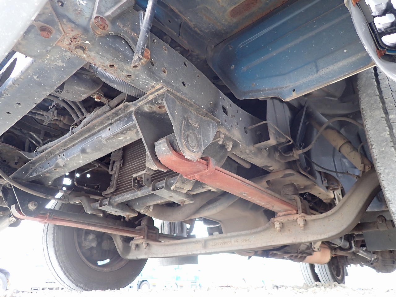 MITSUBISHI Canter