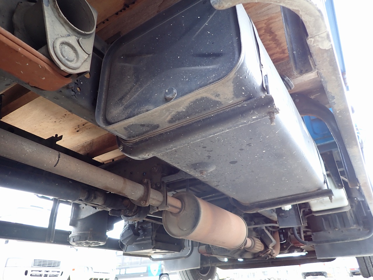 MITSUBISHI Canter