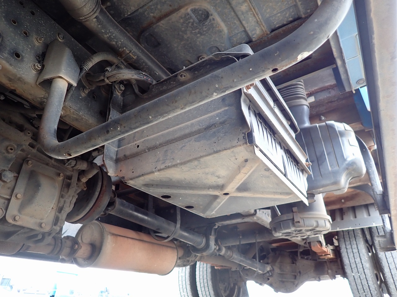 MITSUBISHI Canter