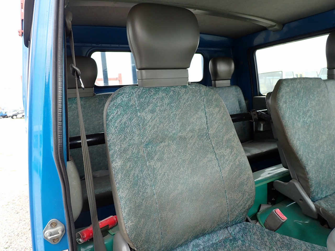 MITSUBISHI Canter