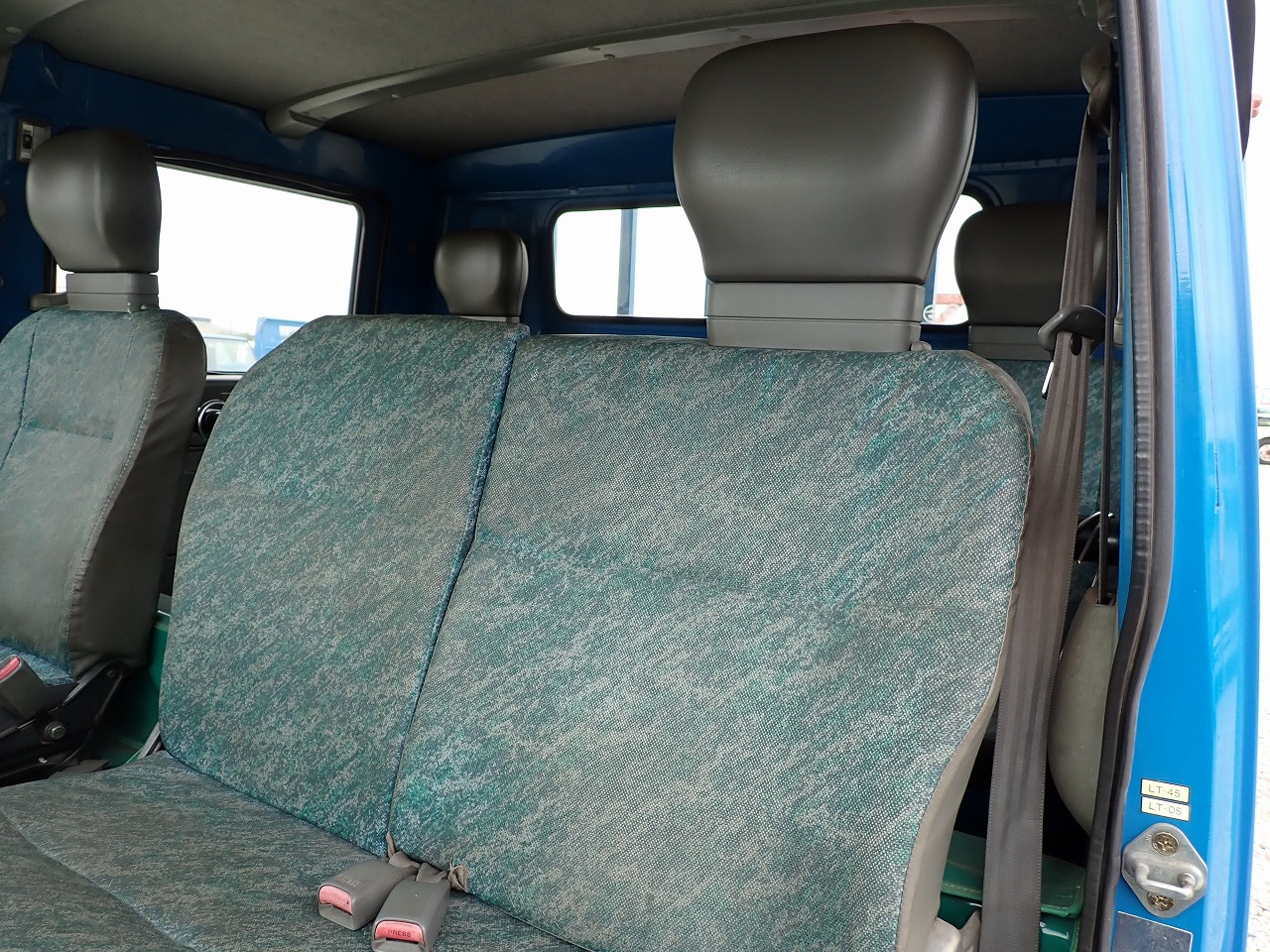 MITSUBISHI Canter