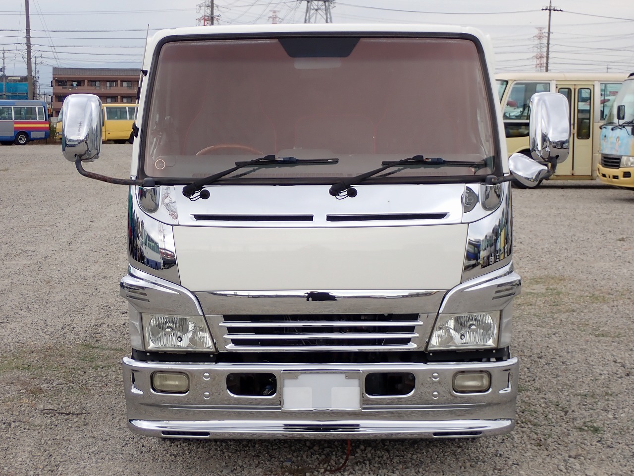 MITSUBISHI Canter