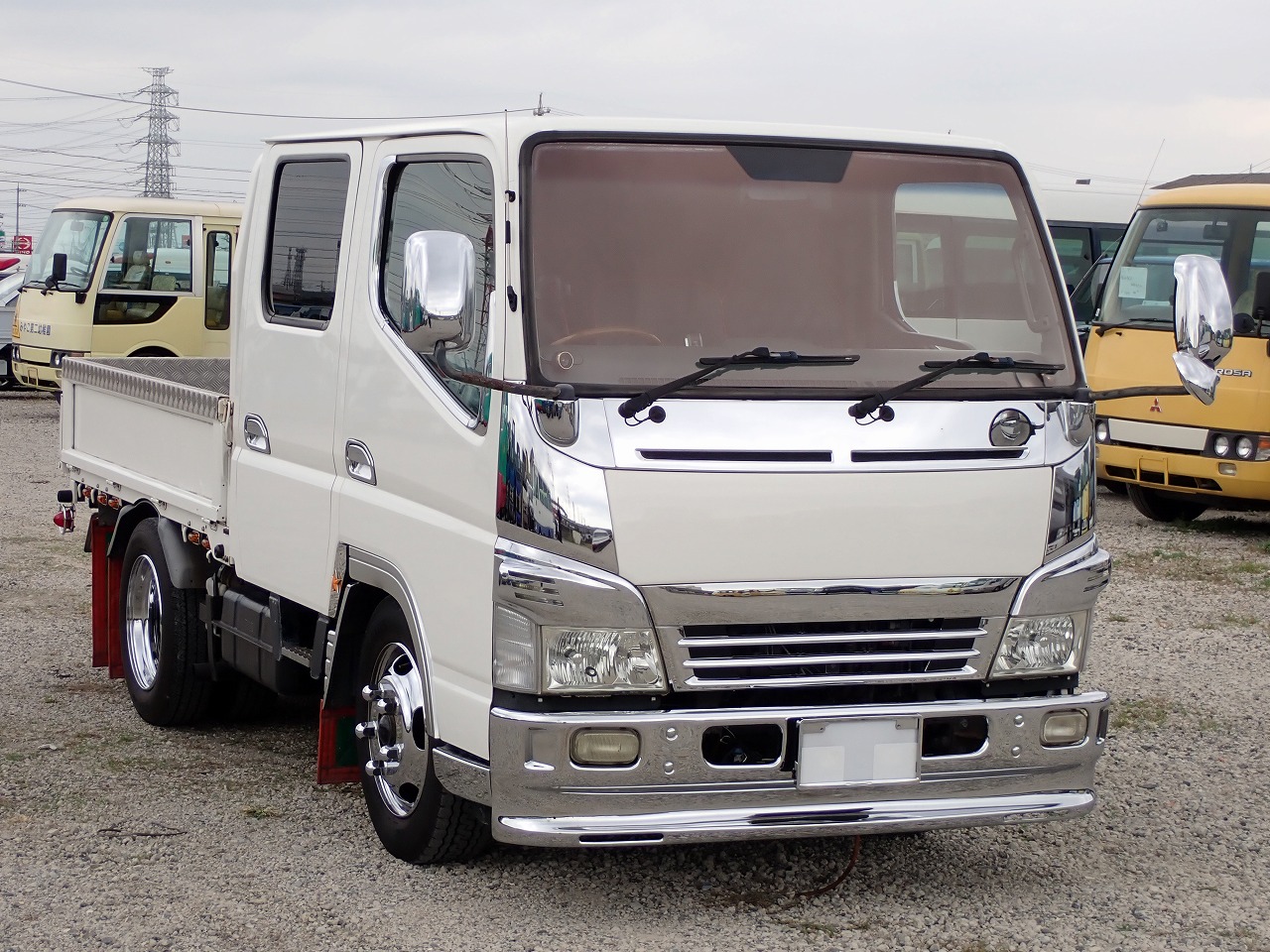 MITSUBISHI Canter