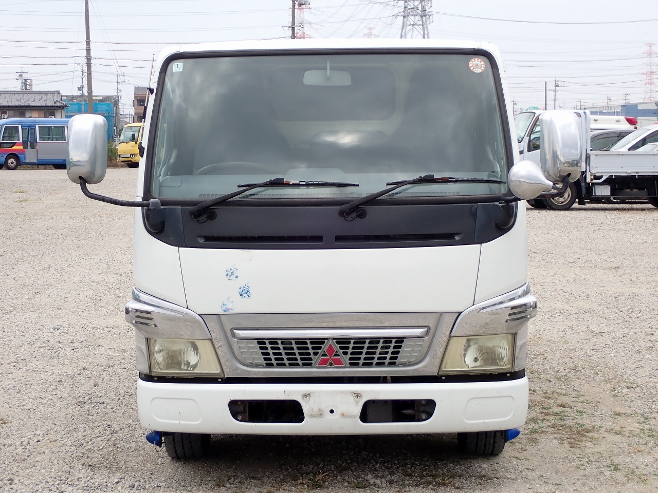 MITSUBISHI Canter
