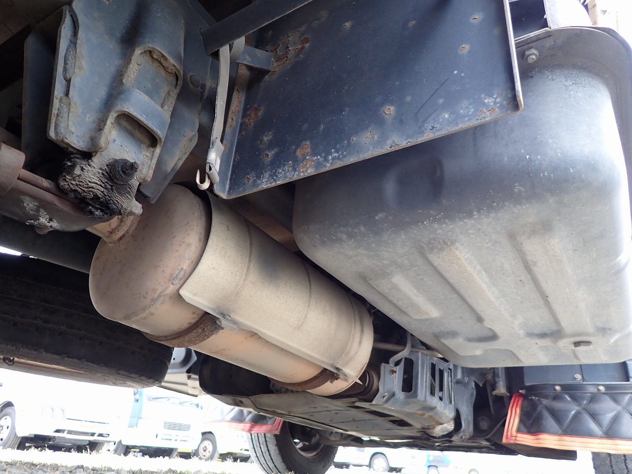 MITSUBISHI Canter