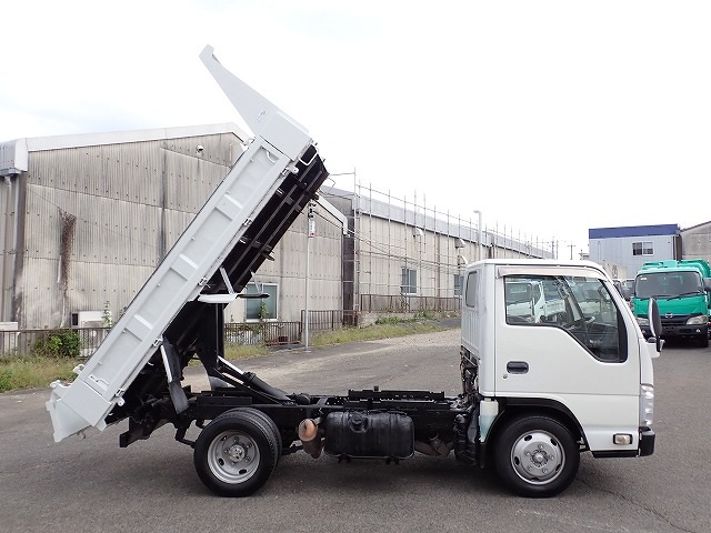 ISUZU Elf Truck