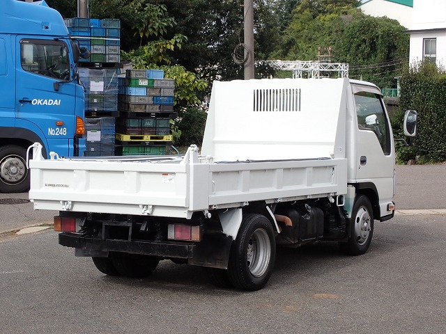 ISUZU Elf Truck