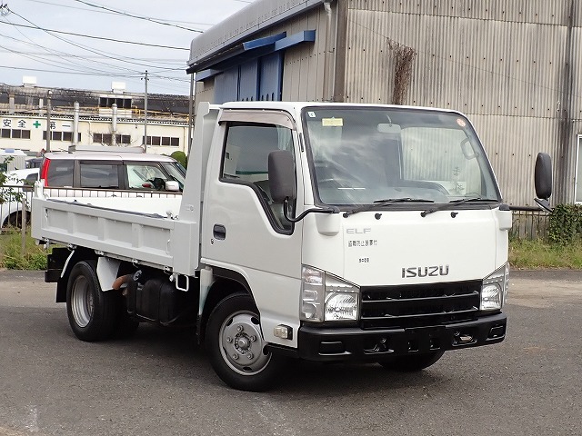 ISUZU Elf Truck