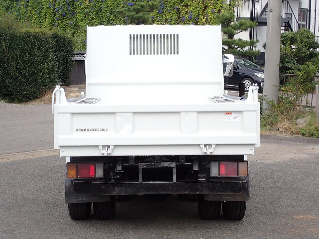 ISUZU Elf Truck