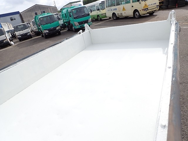 ISUZU Elf Truck
