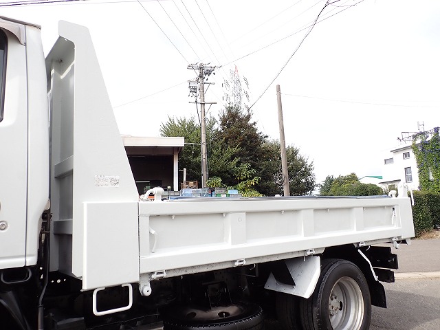 ISUZU Elf Truck
