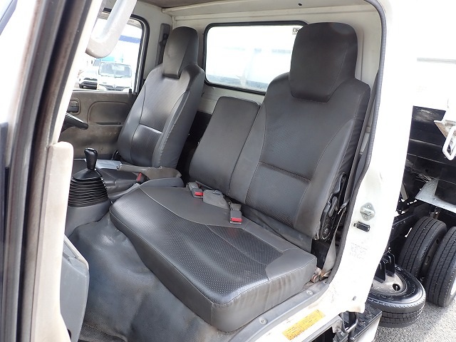 ISUZU Elf Truck
