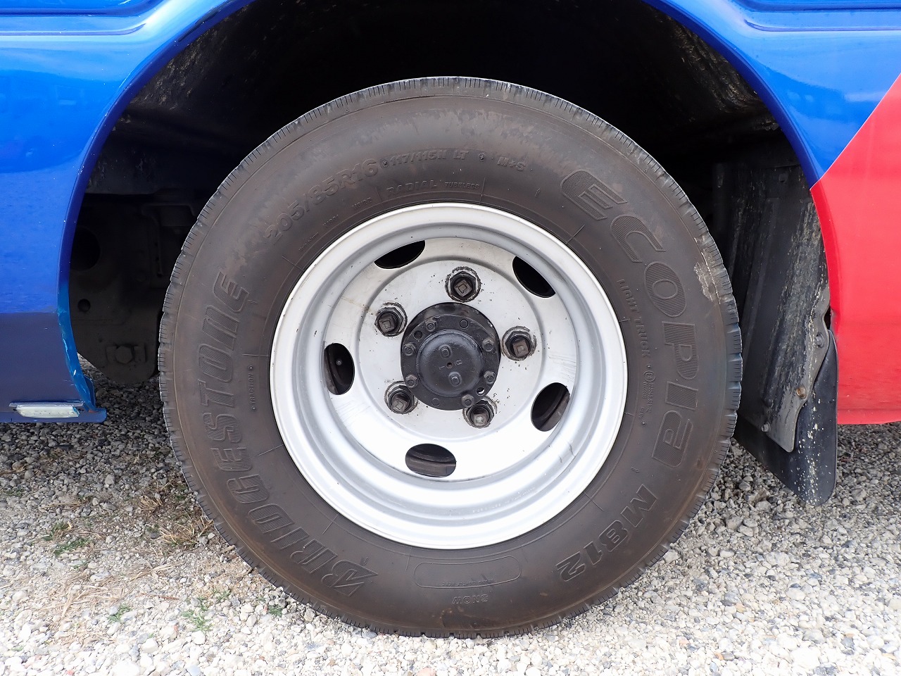 MITSUBISHI Rosa