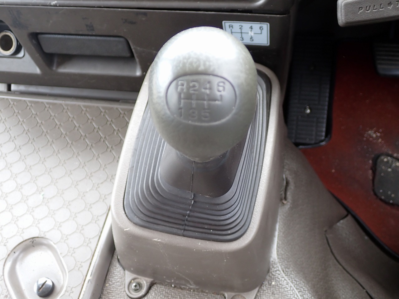 MITSUBISHI Rosa