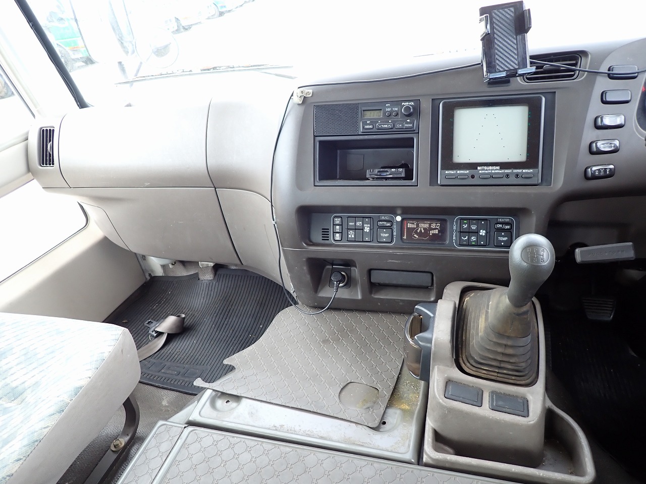 MITSUBISHI Rosa