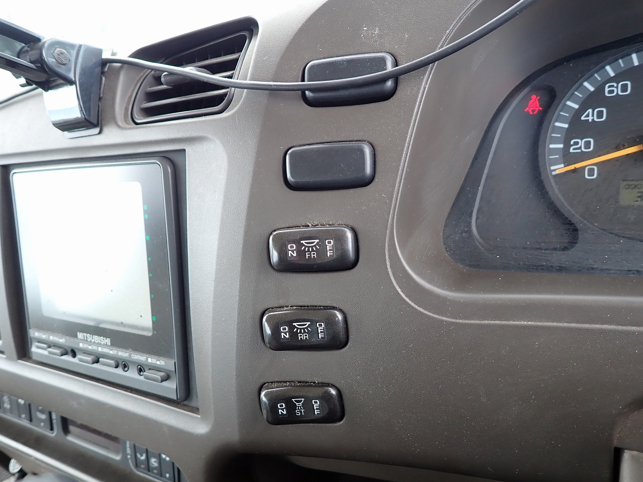 MITSUBISHI Rosa