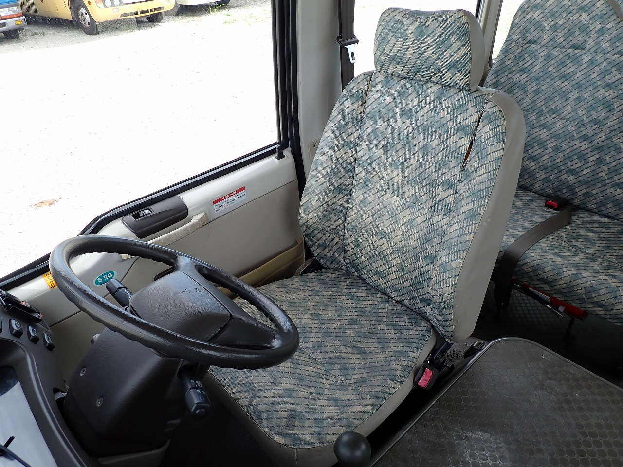MITSUBISHI Rosa