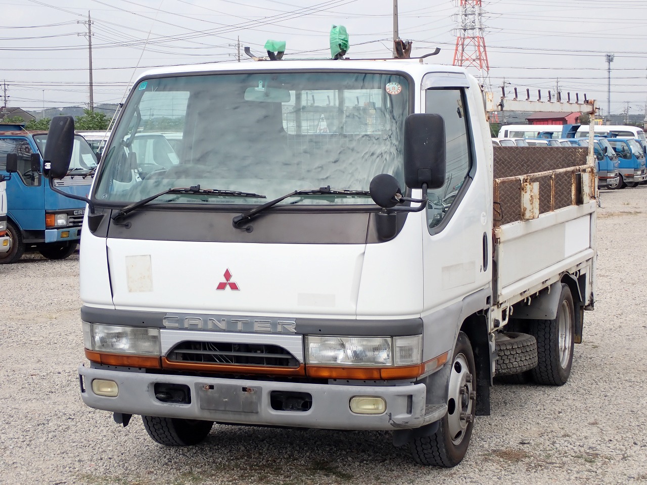 MITSUBISHI Canter