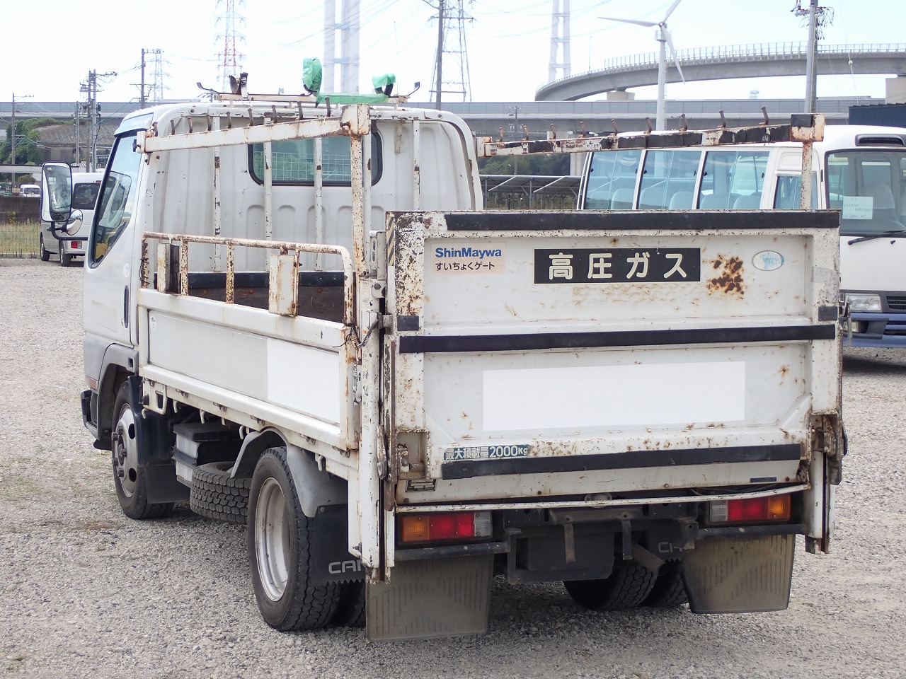 MITSUBISHI Canter