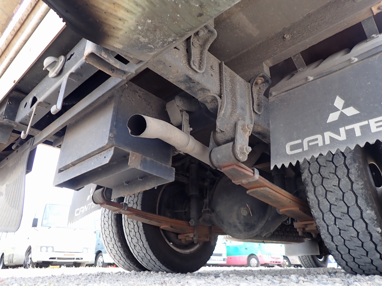 MITSUBISHI Canter