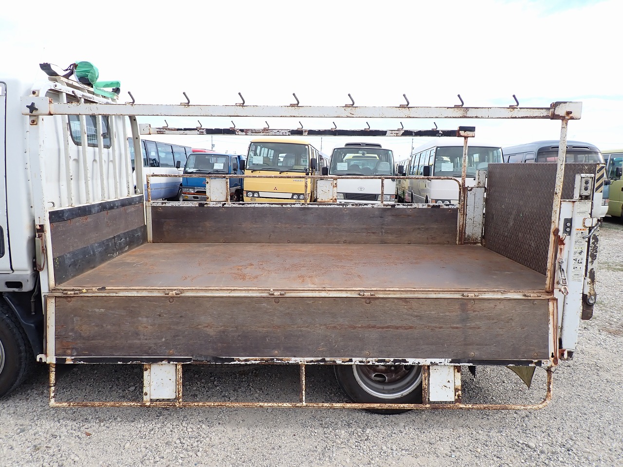MITSUBISHI Canter