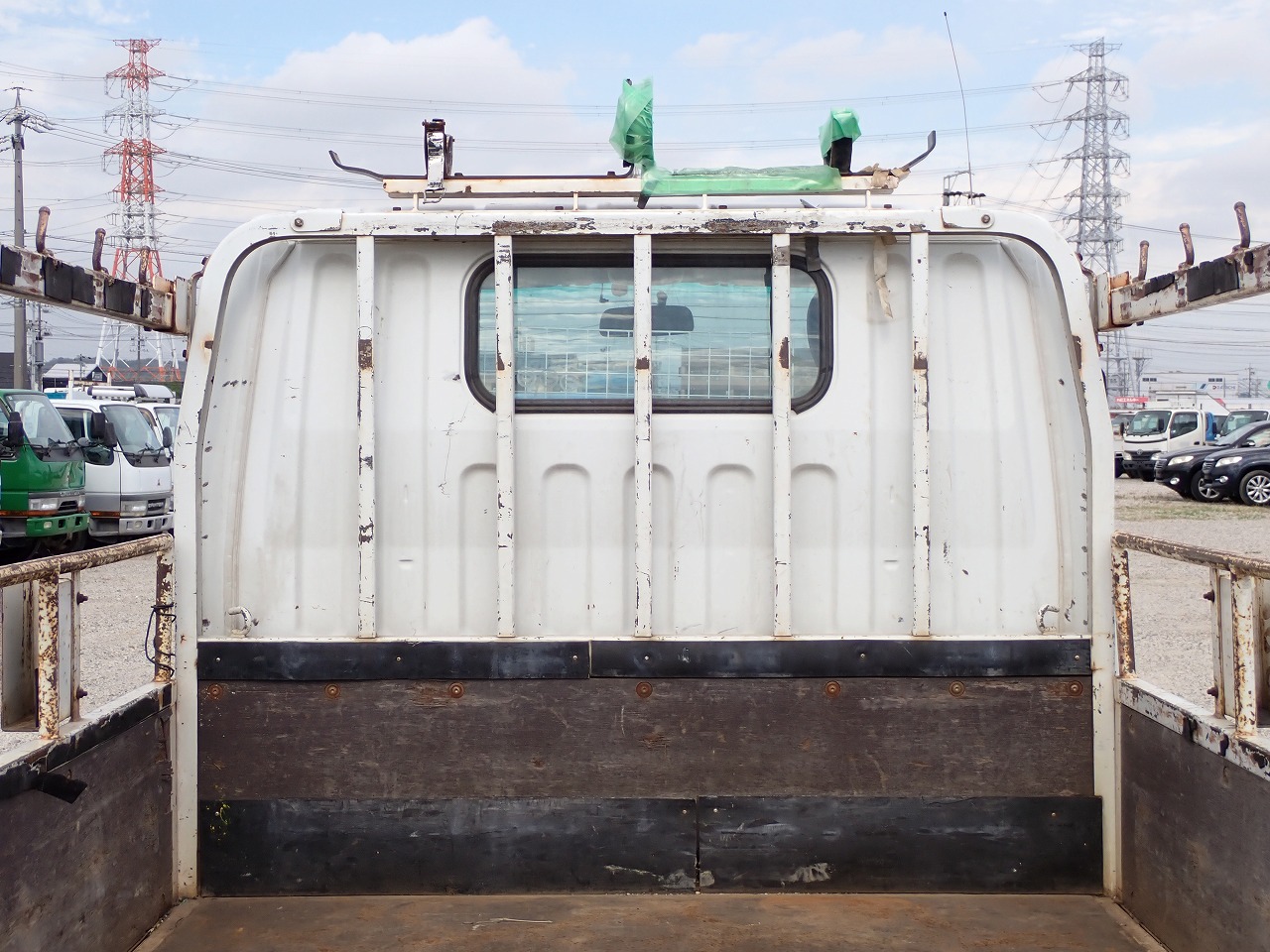 MITSUBISHI Canter