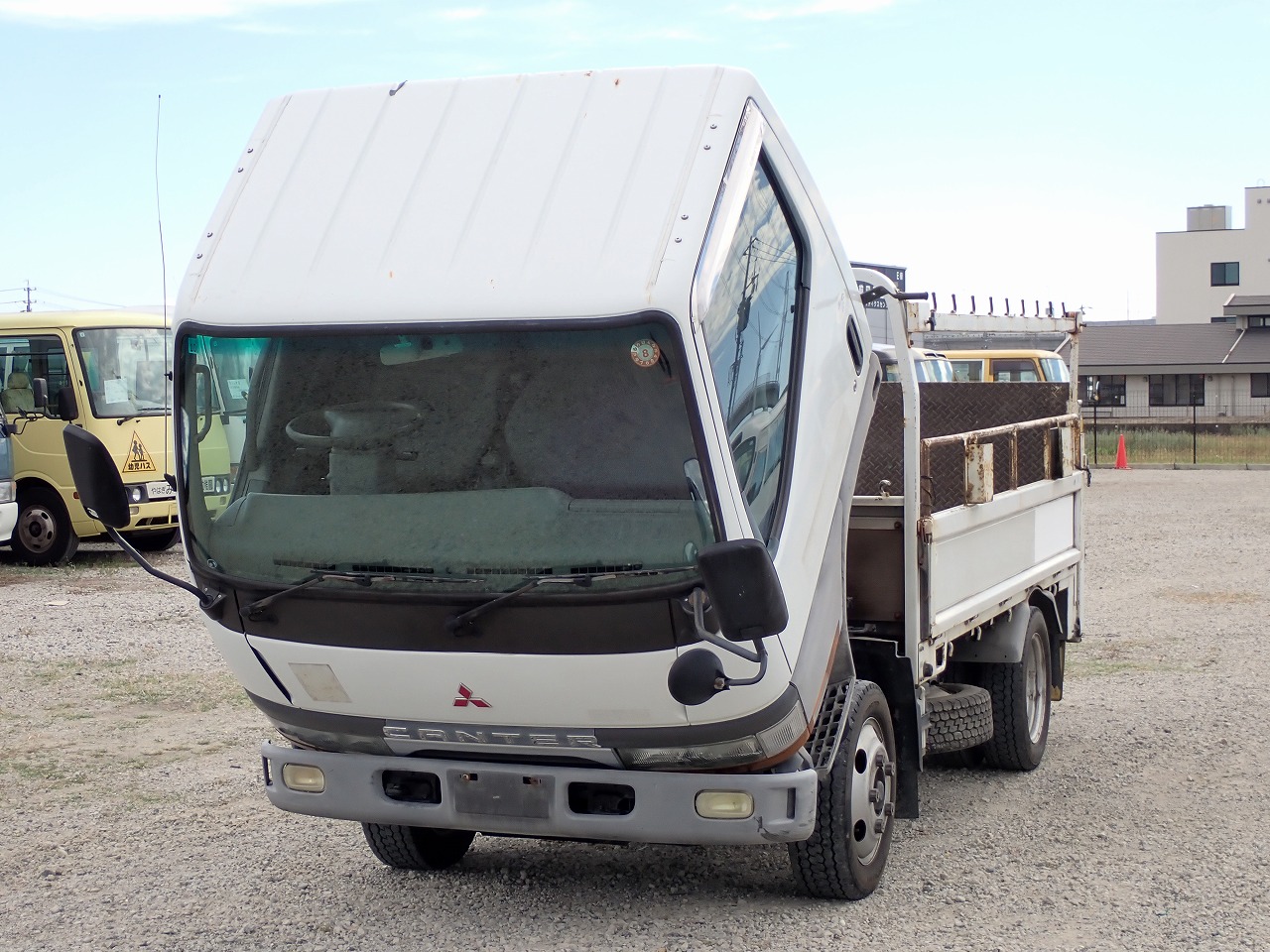 MITSUBISHI Canter