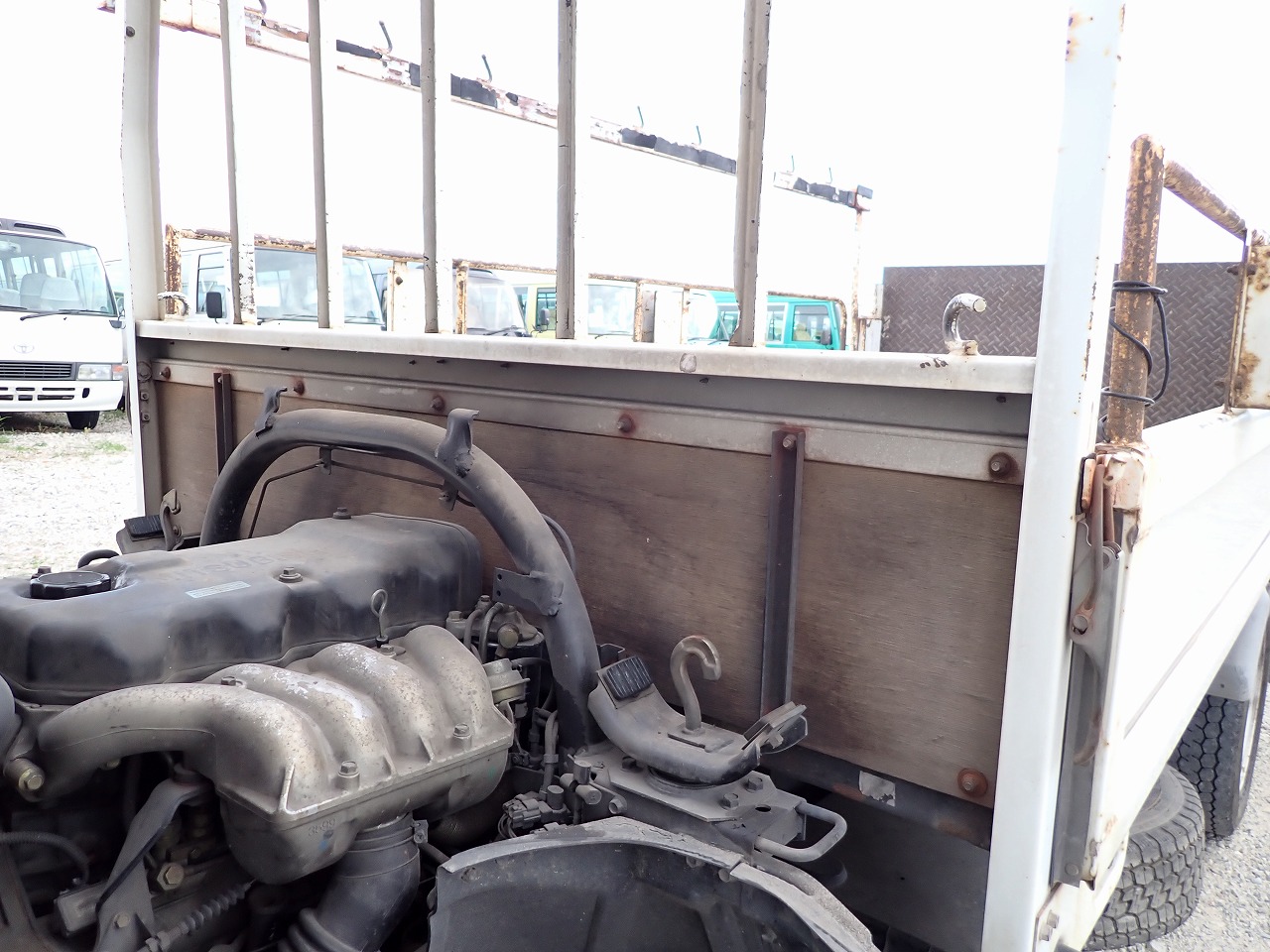 MITSUBISHI Canter