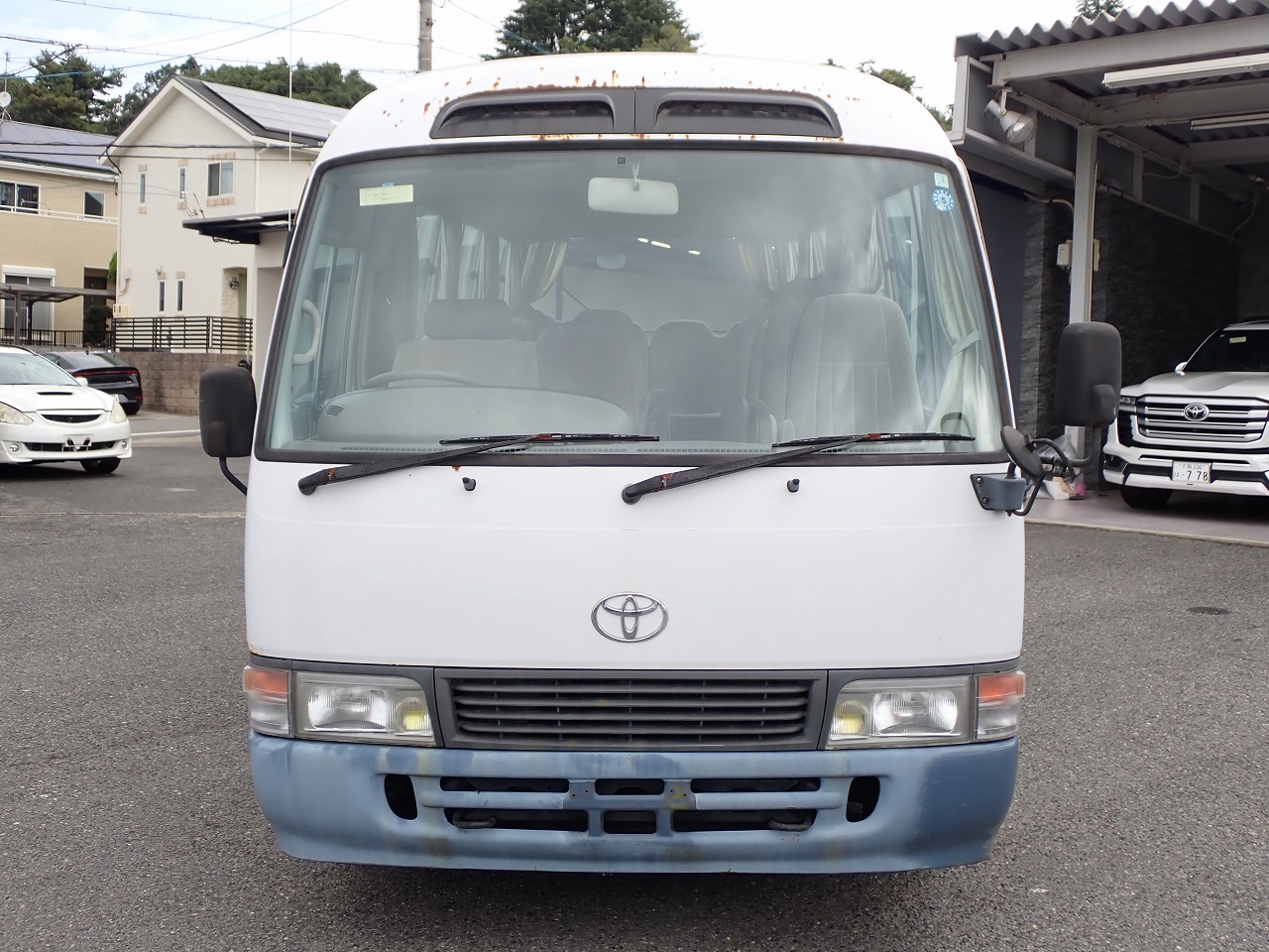 TOYOTA Coaster