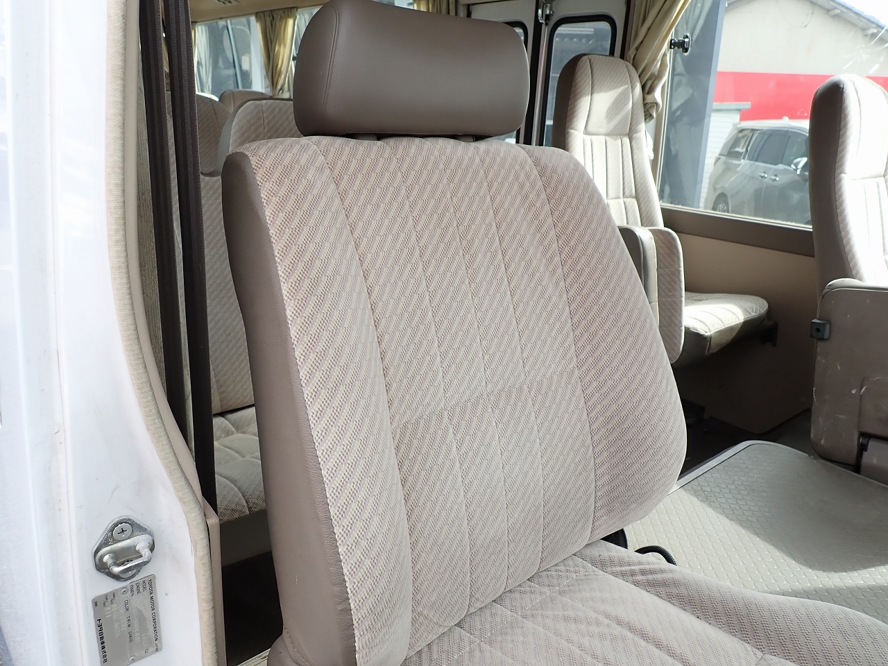 TOYOTA Coaster