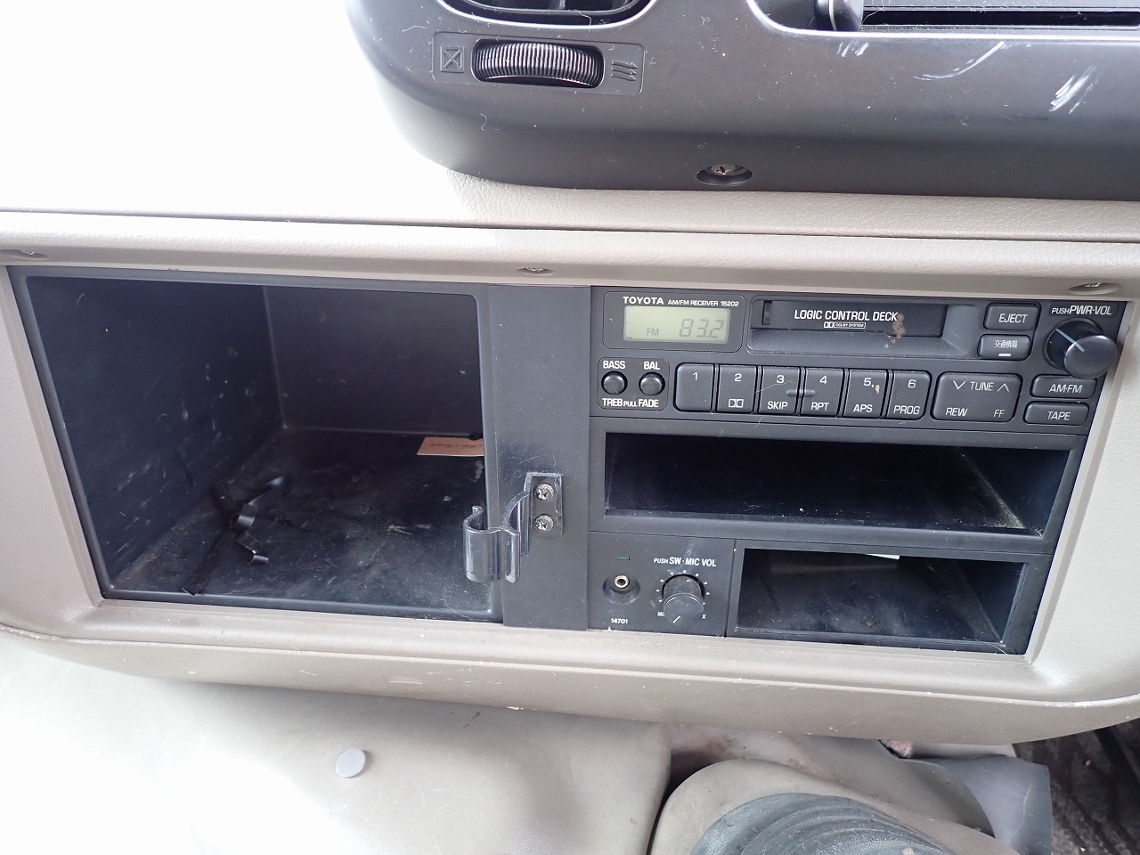 TOYOTA Coaster