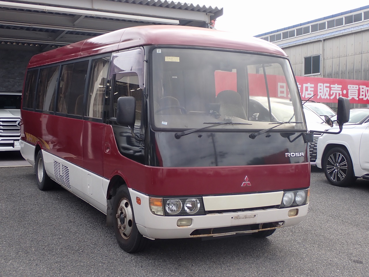 MITSUBISHI Rosa