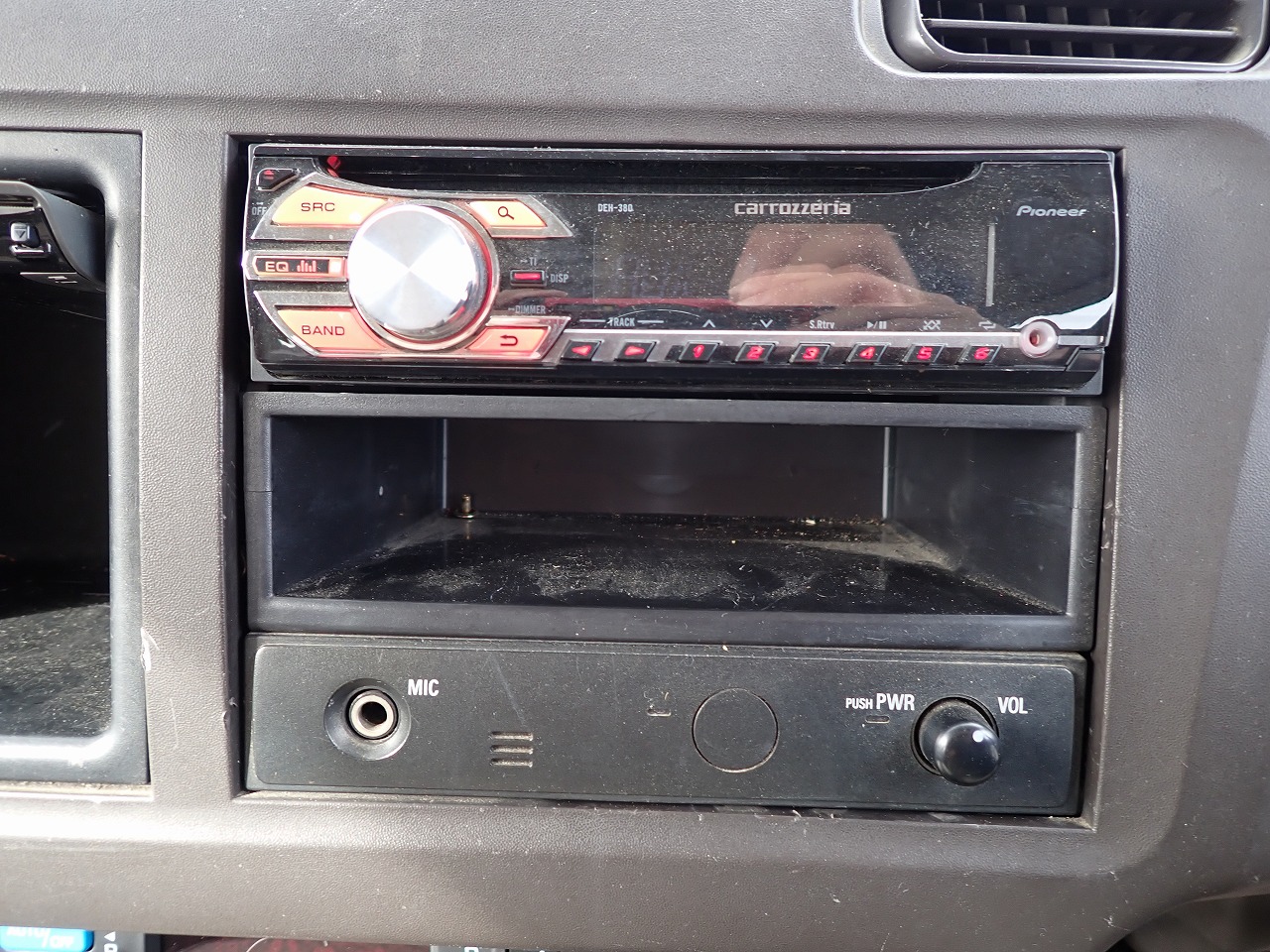 MITSUBISHI Rosa