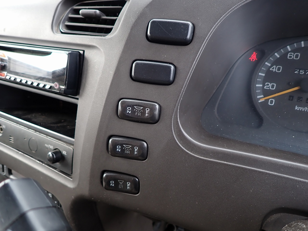 MITSUBISHI Rosa