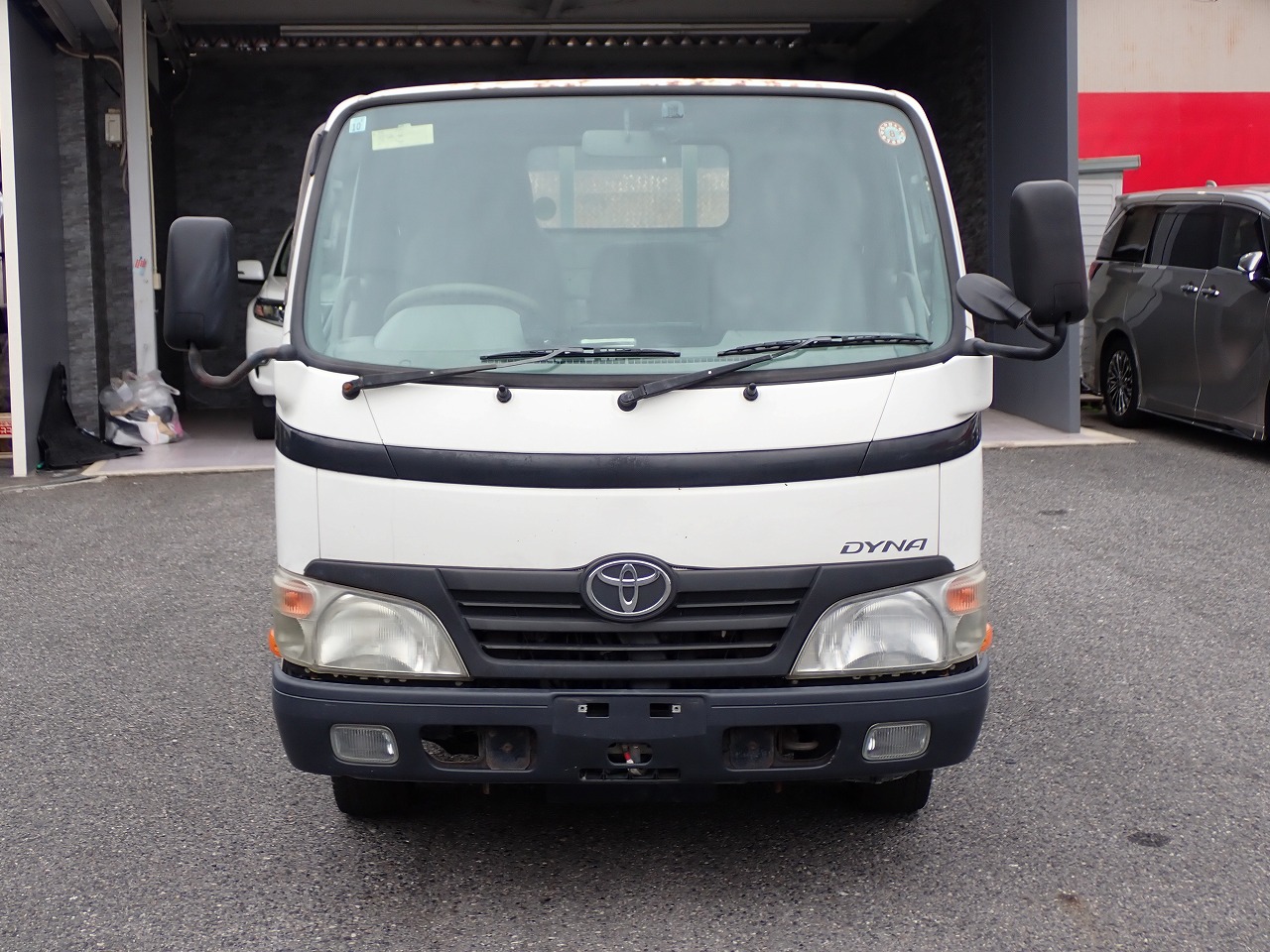 TOYOTA Dyna Truck