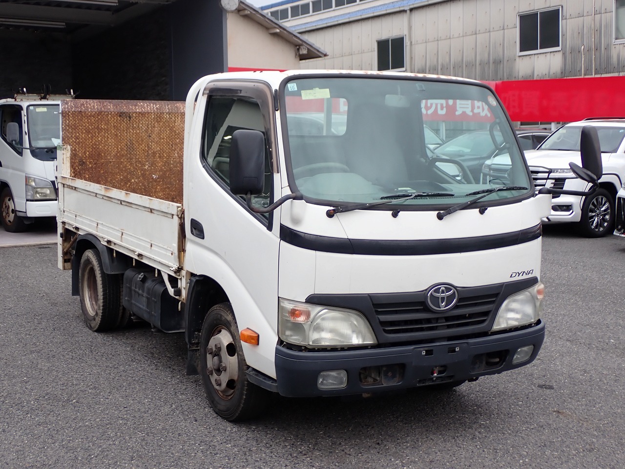 TOYOTA Dyna Truck
