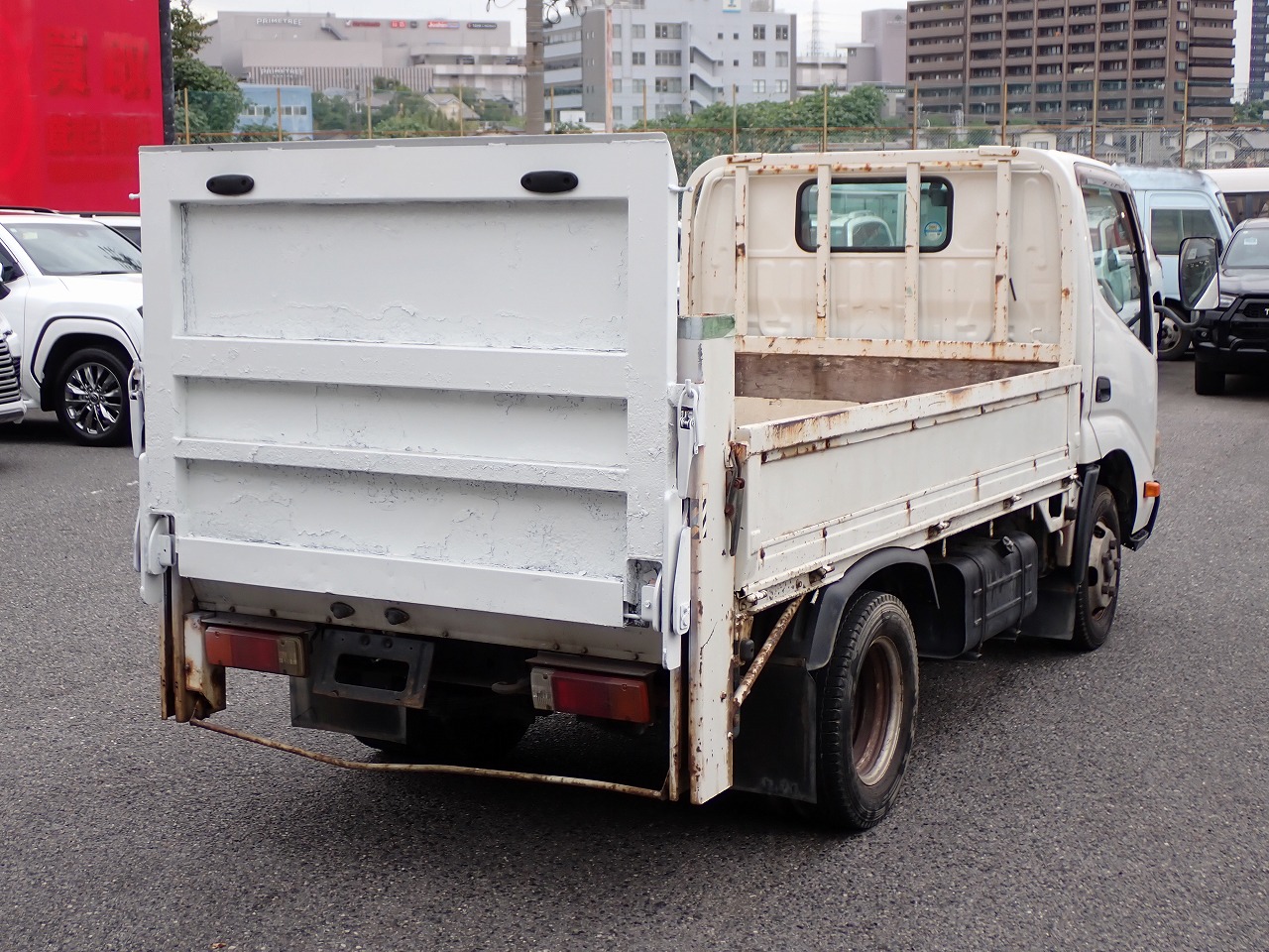 TOYOTA Dyna Truck