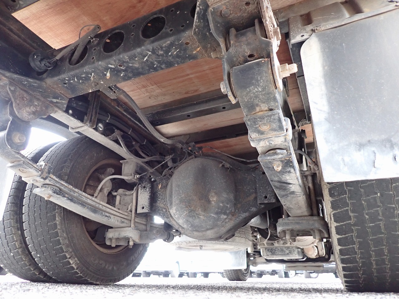 TOYOTA Dyna Truck